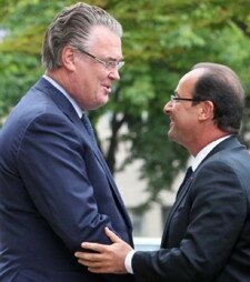 Photo de Jean-Paul Delevoye et François Hollande